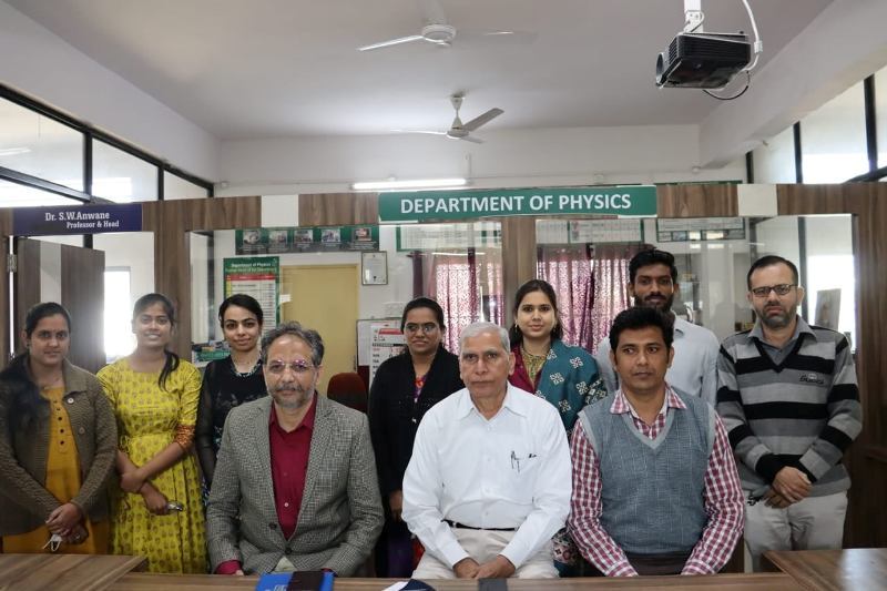 Guest Lecture on Molecular Spectroscopy Guest Lecture on Molecular Spectroscopy